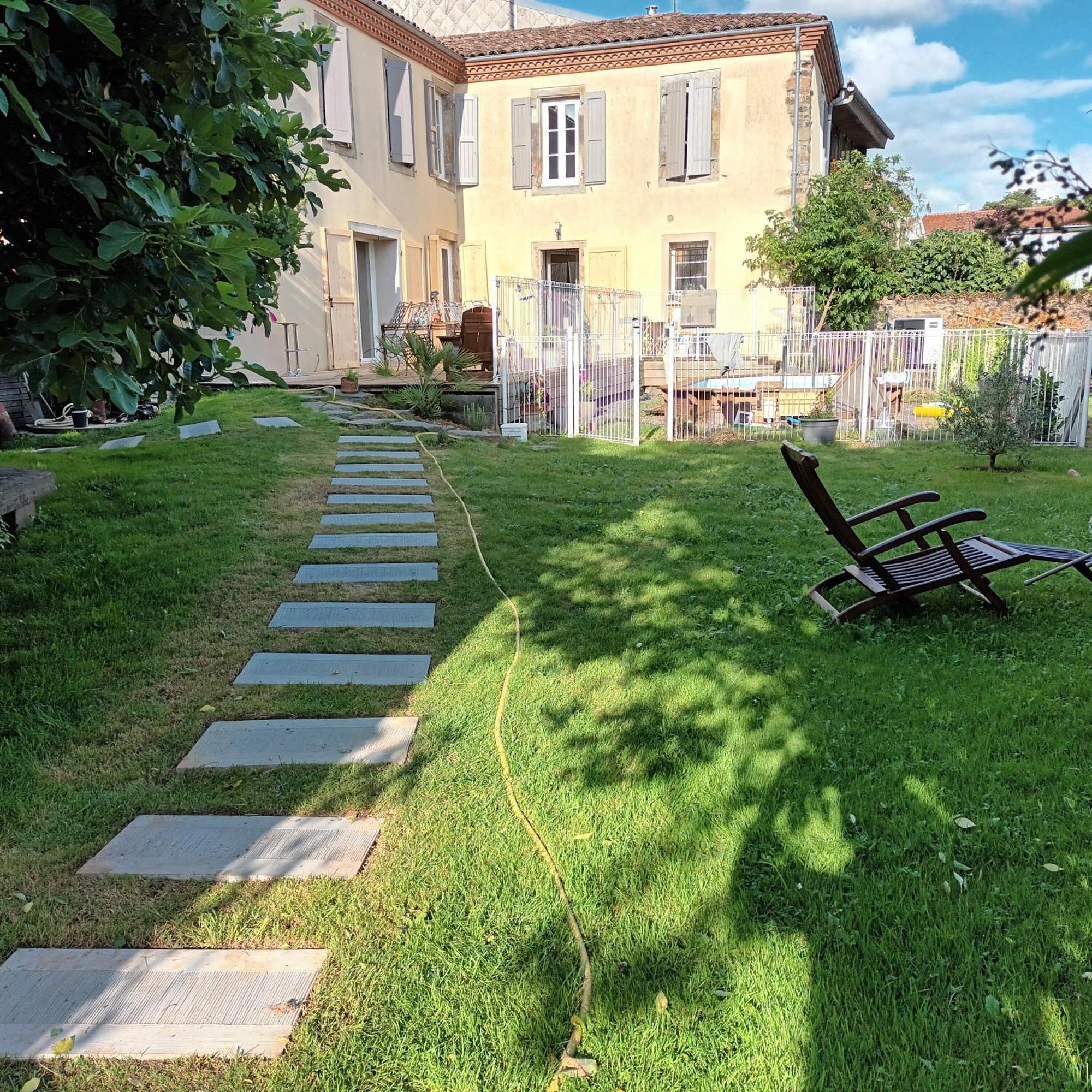 Le Relais Du Fraysse - Chambres D'Hotes Le Fraysse Εξωτερικό φωτογραφία